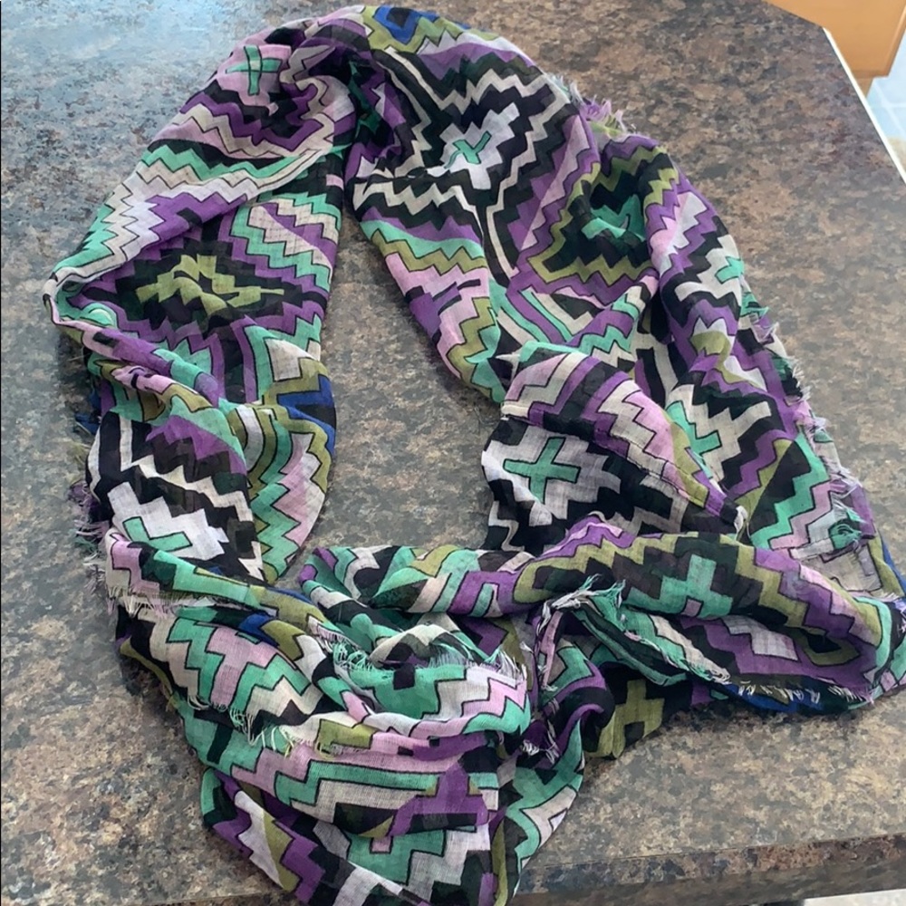 Geometric infinity scarf